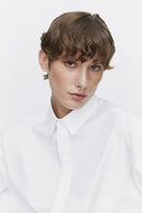 Detail of the Premium White Boyfriend Shirt by Gaiavittoria